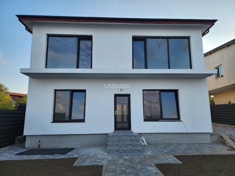 Casa la lac - Pret imbatabil! Casa la lac - Pret imbatabil!