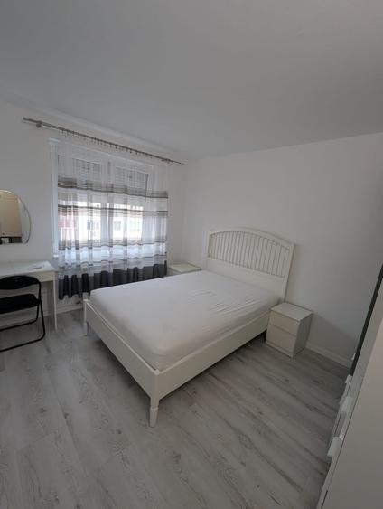 Apartament cu 2 camere decomandat, mobilat în Titan