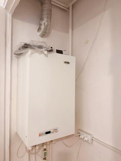 Apartament cu 4 camere decomandat în Frumoasa
