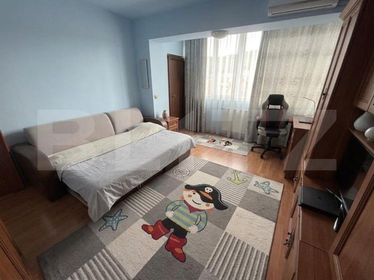 Apartament cu 2 camere semidecomandat, mobilat în Florești