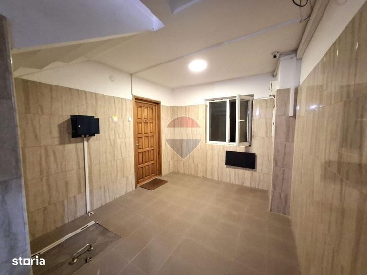 Apartament cu 2 camere decomandat în Bucur Obor