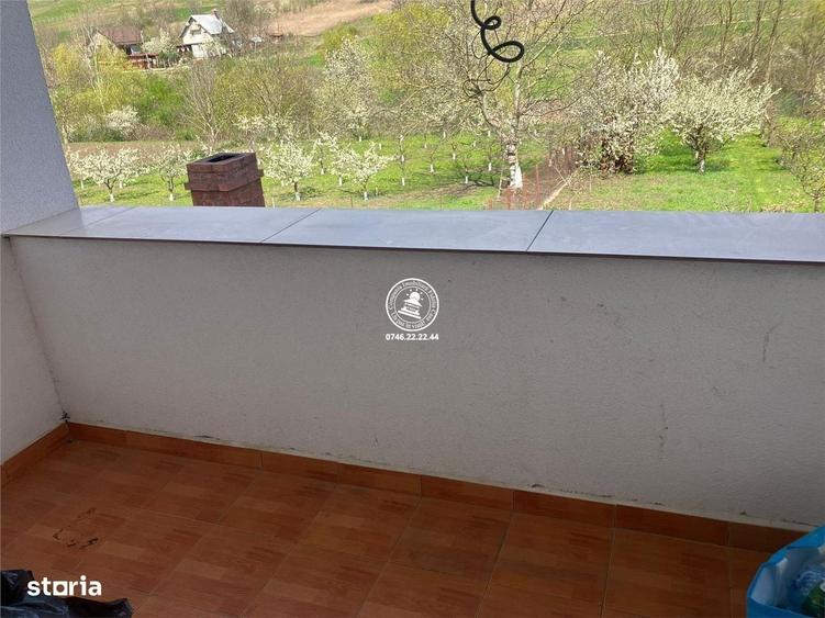 Casă cu 4 camere în Rusenii Noi