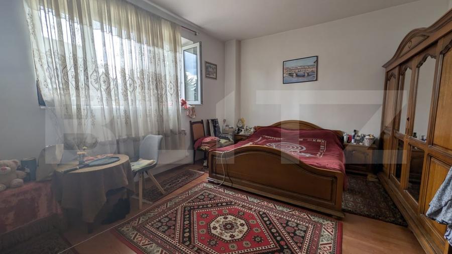 Casă individuală cu 10 camere cu Canalizare în Ana Ipătescu