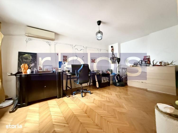 Apartament cu 3 camere în Romană