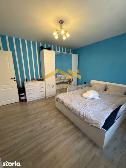 Casă cu 4 camere cu Teren 440 Mp în Sânmihaiu Român