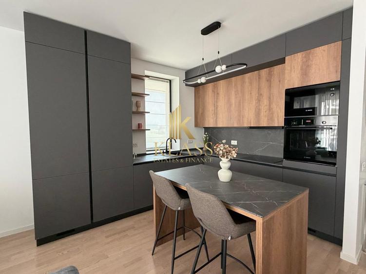 Apartament cu 3 camere decomandat, mobilat în Băneasa