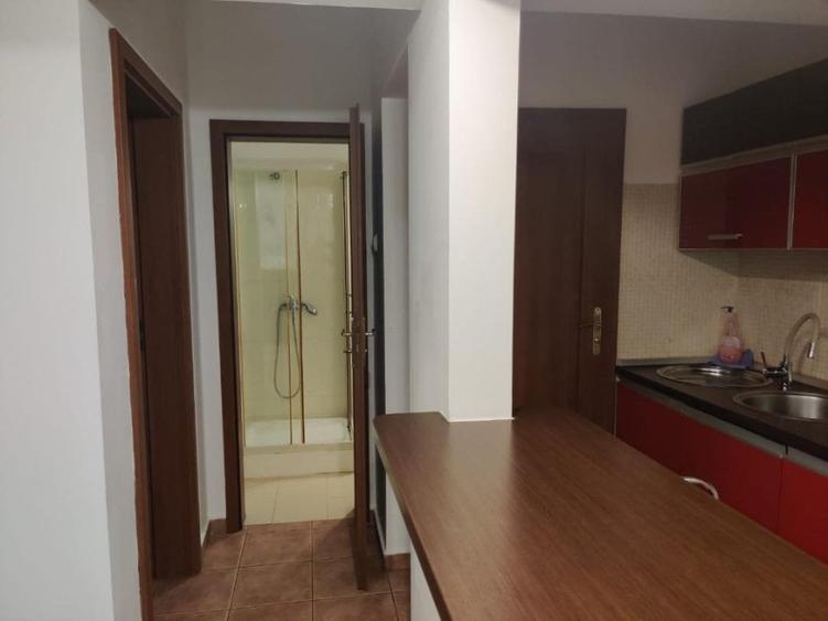 Apartament cu 2 camere semidecomandat, mobilat în Centrul Istoric