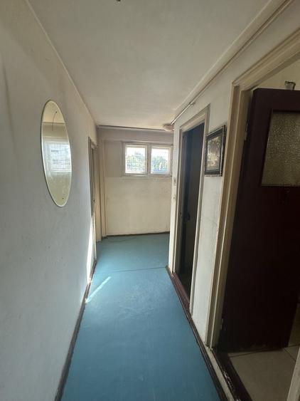 Apartament cu 2 camere decomandat în Valea Oltului