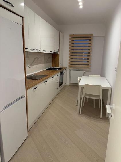 Apartament cu 2 camere decomandat în Pipera