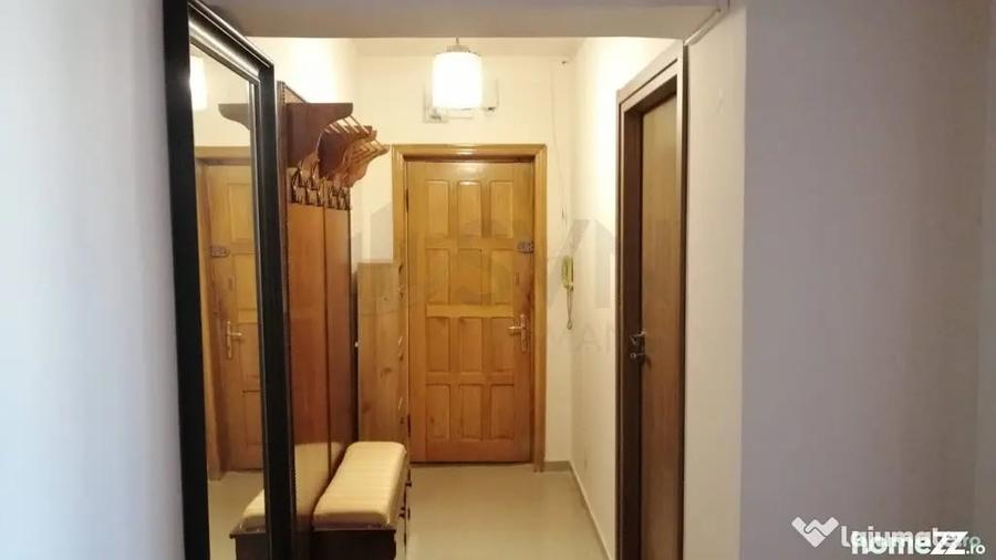 Apartament cu 4 camere decomandat în Dorobanți