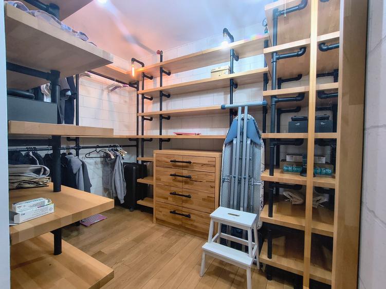 Apartament cu 3 camere semidecomandat, mobilat în Floreasca