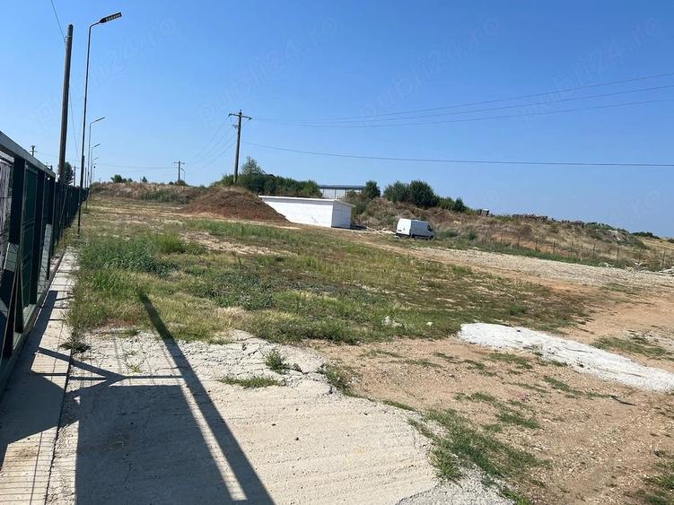 Teren de 3500 mp, în Central