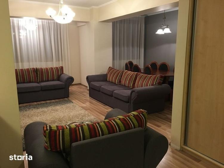 Apartament cu 3 camere decomandat în Central