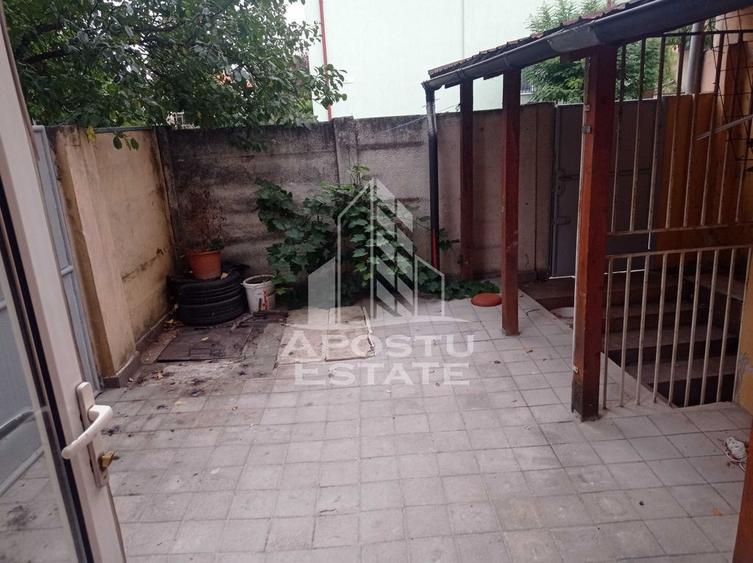 Casa cu 5 camere , zona Balcescu - 2