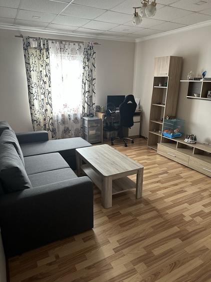 Inchiriez apartament 2 camere decomandat - 2