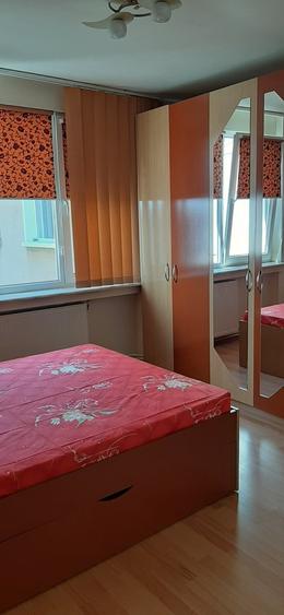 Ofer de inchiriat 2 camere - 4