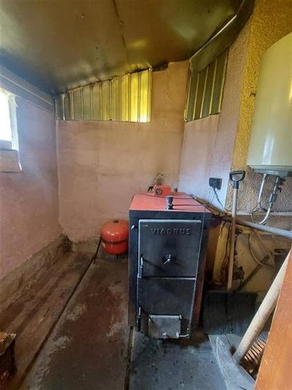 SPATIU COMERCIAL DE VANZARE IN CIRESOAIA LA STRADA PRINCIPALA - 4