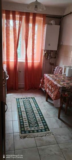 ofer spre inchiriere apartament cu 2 camere BACAU - 1