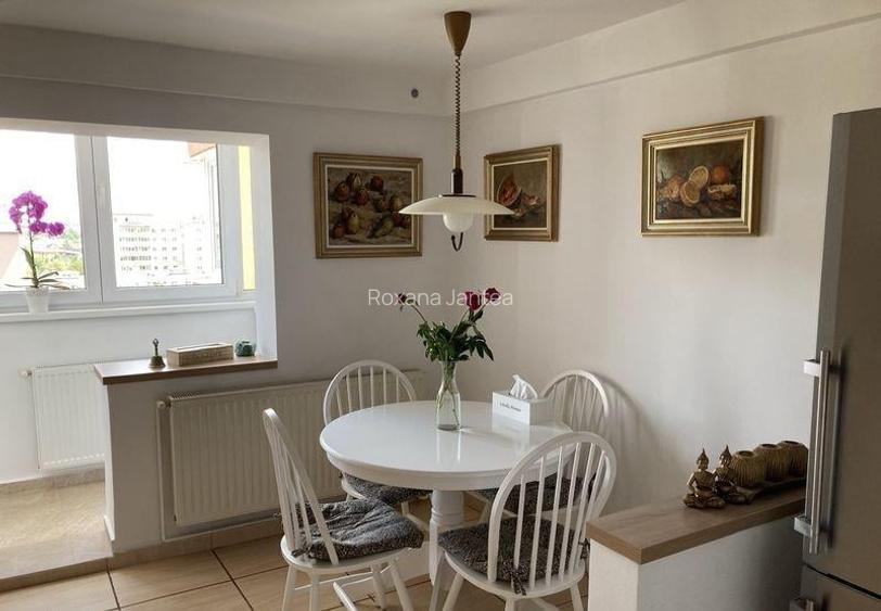 Apartament cu 3 camere decomandat, mobilat în Răcădău Apartament cu 3 camere decomandat, mobilat în Răcădău