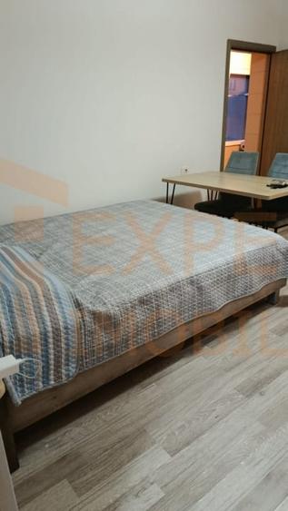 Garsoniera situata in zona FAR - 1