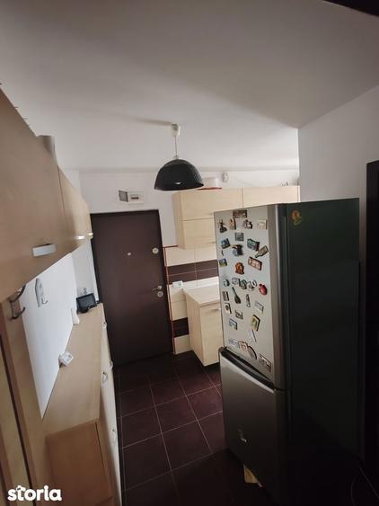Vand apartament 2 camere et 1 din 4 - 4