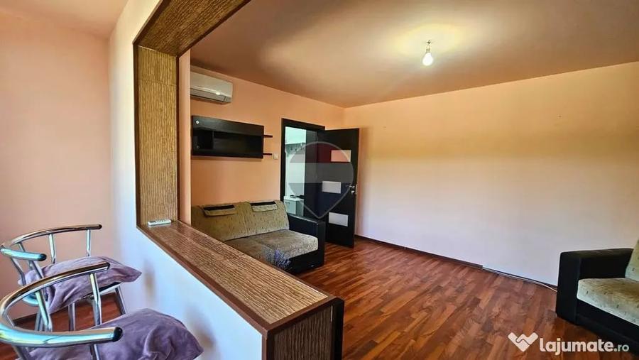 Apartament cu 2 camere semidecomandat în Central