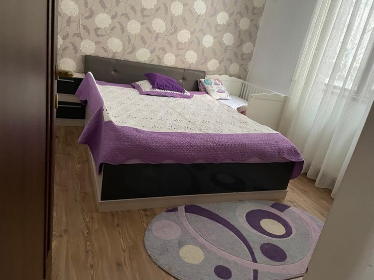 Vând apartament 3 camere - 6