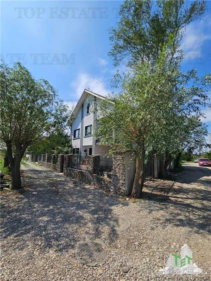 Vila superba, cu piscina, 970mp teren, D+P+E+M, gradina amenajata+pomi fructifer - 8