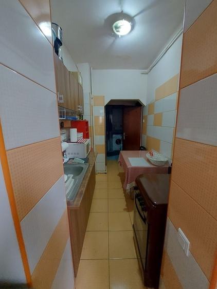 Stefan cel Mare, garsoniera cu centrala, boxa, bloc reabilitat, metrou - 5