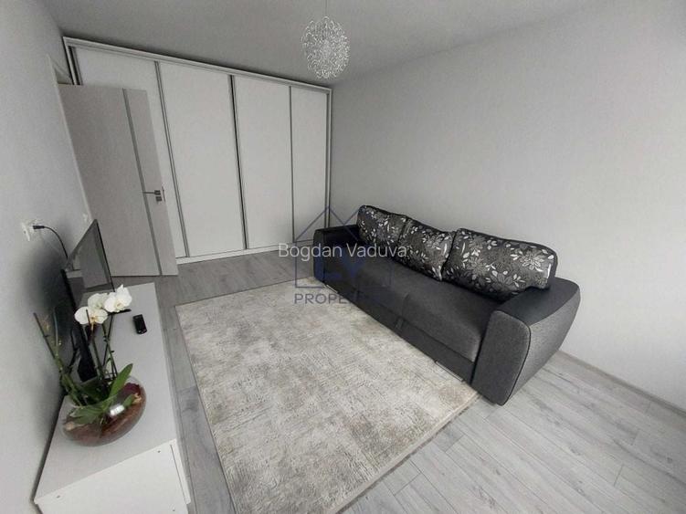 VANZARE APARTAMENT 2 CAMERE | ZONA OBOR