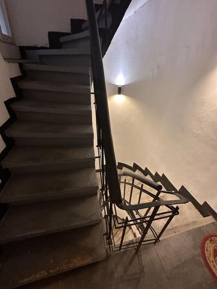 Apartament 2 camere - baie si bucatarie separate, singur pe etaj. - 2