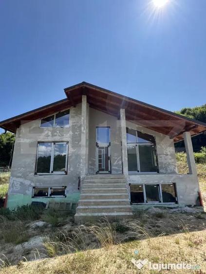 Casa cu panorama deosebita pe Dealul Jelni 10 ari de - 15