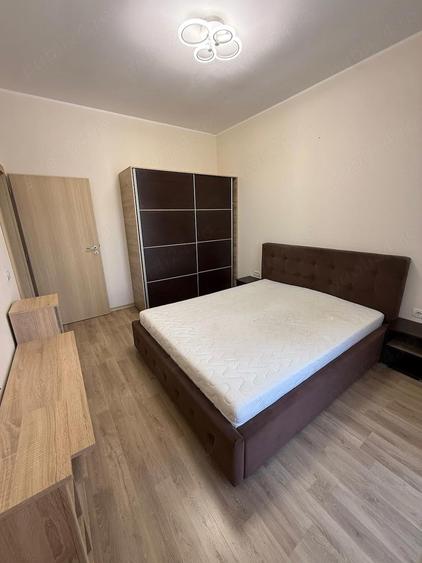 Inchiriez apartament 2 camere - 4