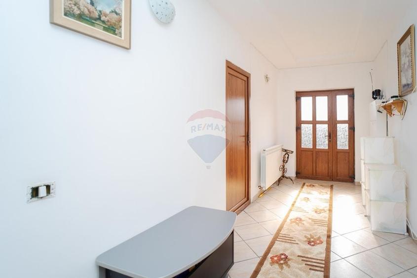 Casă cu 4 camere de vânzare - Chiperești, Iași - 8