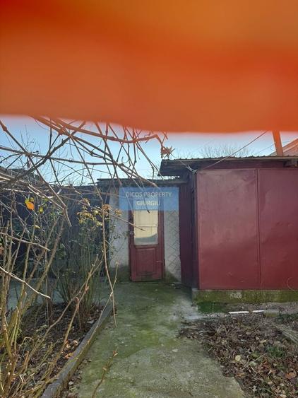 De Vânzare - Casă, Strada Griviței - 21