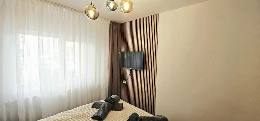 Proprietar, vand apartament, 3 dormitoare,1living,2 bai, Centrul nou, mall Afi, - 14