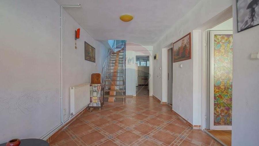 PODUL LUI GRID 13 | CASA 4 CAMERE CU DOUA BAI SI PRIVELISTE | SCHEI - 8