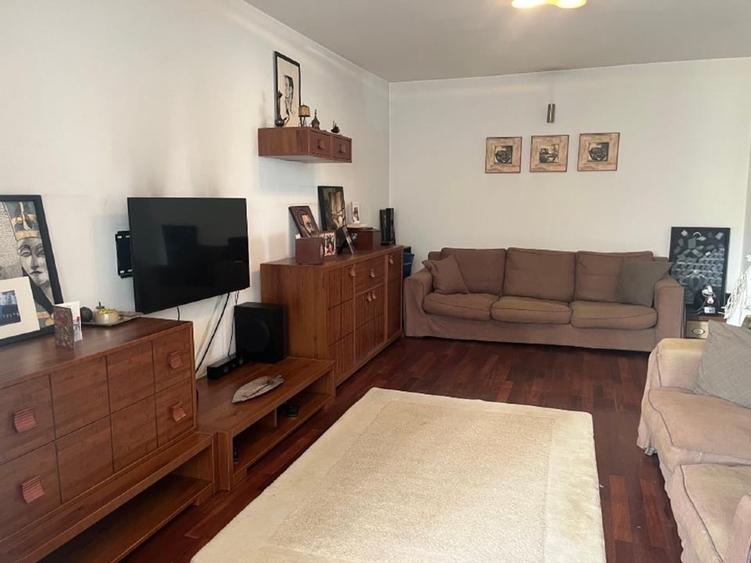 3 camere decomandat/5 min de statia Metrou Titan/3 min. parc/Centrala apartament - 4