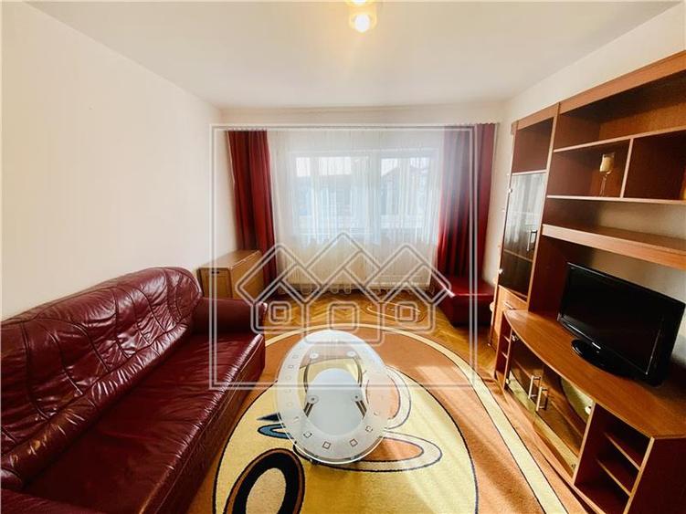 Apartament de inchiriat in Sibiu - 4 camere, 2 balcoane - zona Strand - 6