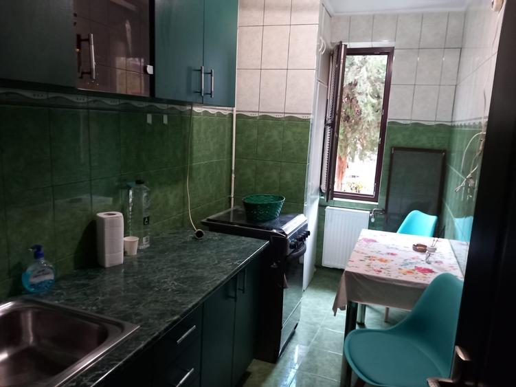 APARATORI PATRIEI OLTENITEI strada Anton Bacalbasa - 21