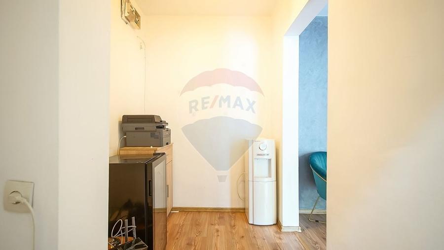 SPATIU 40 MP UTILI CU VAD | BULEVARDUL ALEXANDRU VLAHUTA NR. 21 | - 10