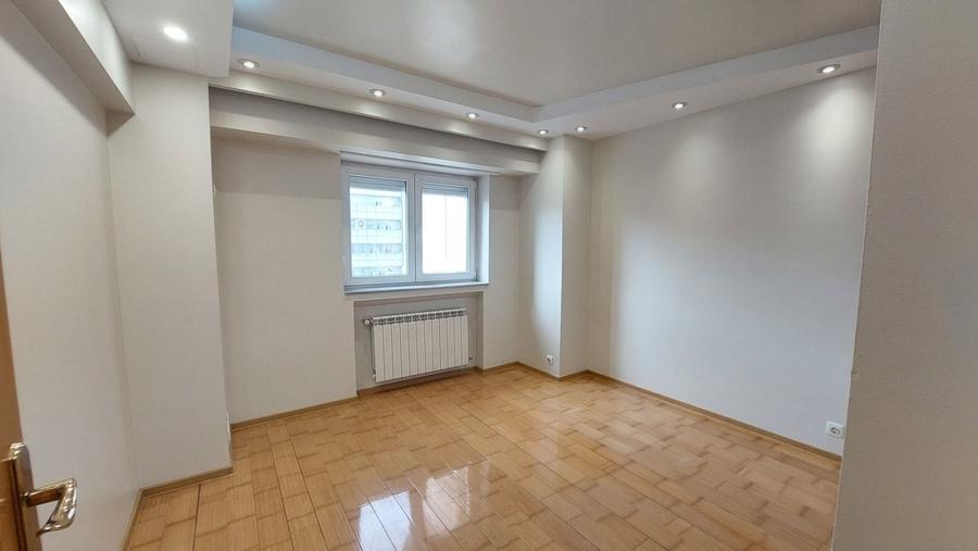 UNIRII, Bd. Mircea Voda, v-a-v ANFP, stradal, decomandat, centrala - 10