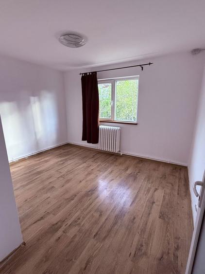 Casa de inchiriat - 5