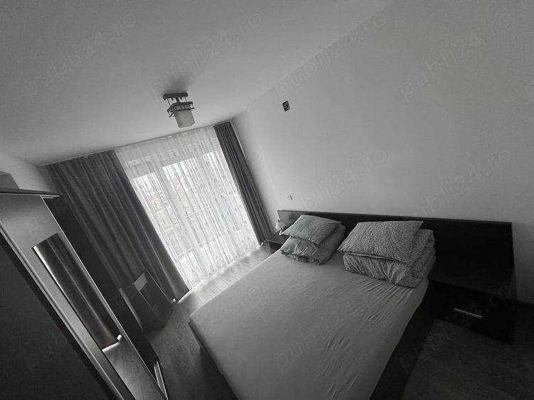 Inchiriez apartament cu 3 camere - 1