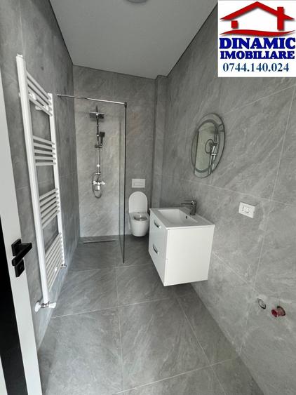 BLOC 5 SI 6 FERMELOR,3 cam+2 balc, et. 3/3, 83 mp. Preț de la 81.818 € + TVA 21% - 2