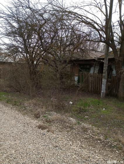 Casa demolabila + teren in Valter Maracineanu la 35 min de Bucuresti - 1