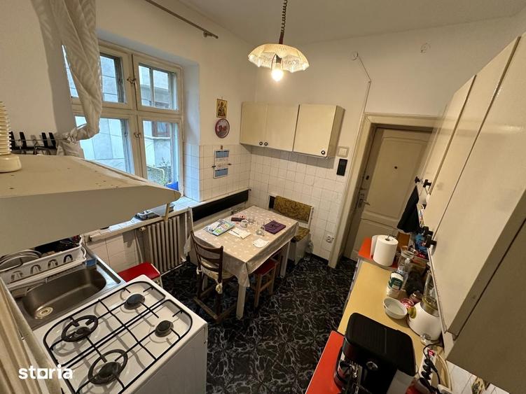 Apartament cu 3 camere semidecomandat în Ultracentral