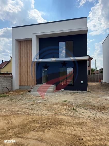 Casă cu 5 camere cu Teren 308 Mp în Lascăr Catargiu