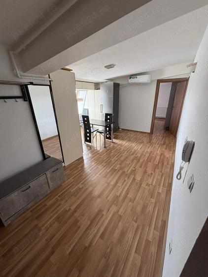 Apartament de vanzare - 3
