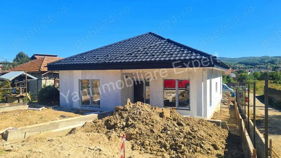 Casa noua de vanzare in Curtea de Arge?, cartier reziden?ial Marina. - 16